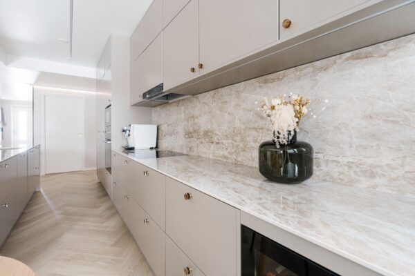 Dekton Taga - Image 5