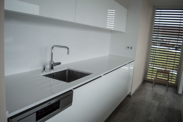Crystal Absolute White - Image 3